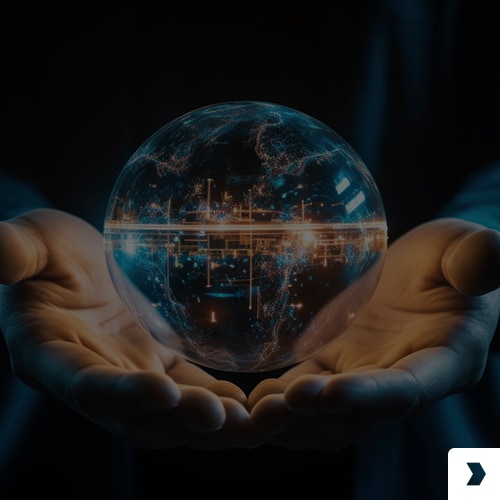Una persona sostiene un globo terráqueo en sus manos.